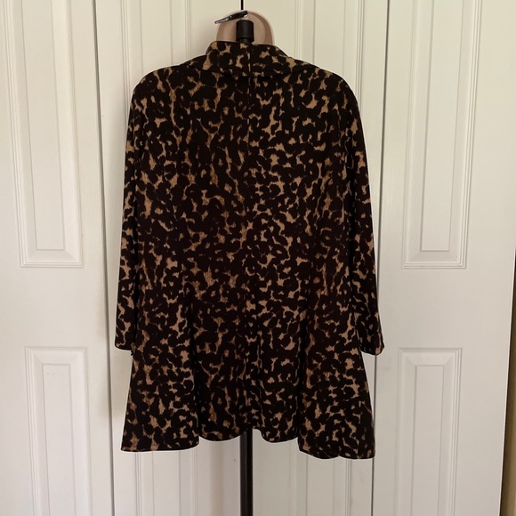 Calvin Klein women animal print jacket, NWT - Picture 2 of 3